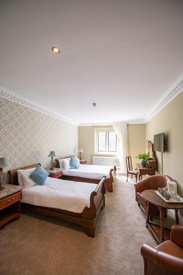 Miskin Manor Hotel 한솔 외부 사진